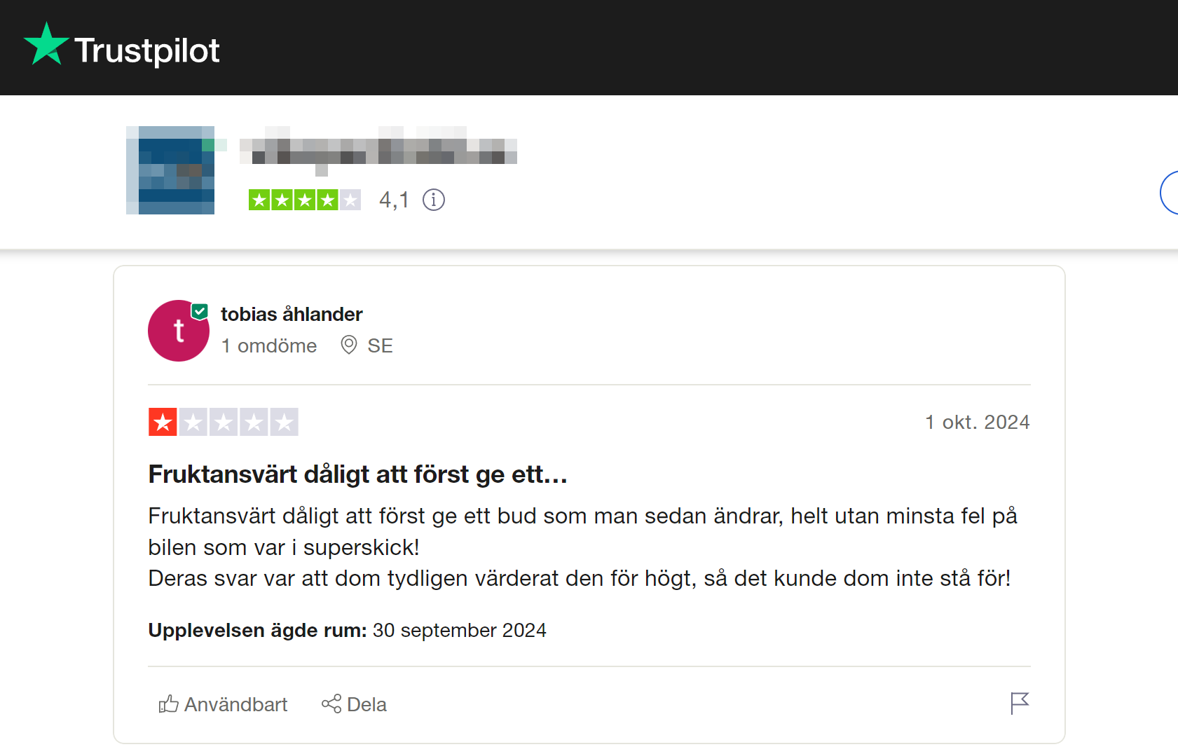 Bild på en recension från Trustpilot där en användare har lämnat en dålig recension. Företaget är blurrat för att inte smutskasta konkurrenter.